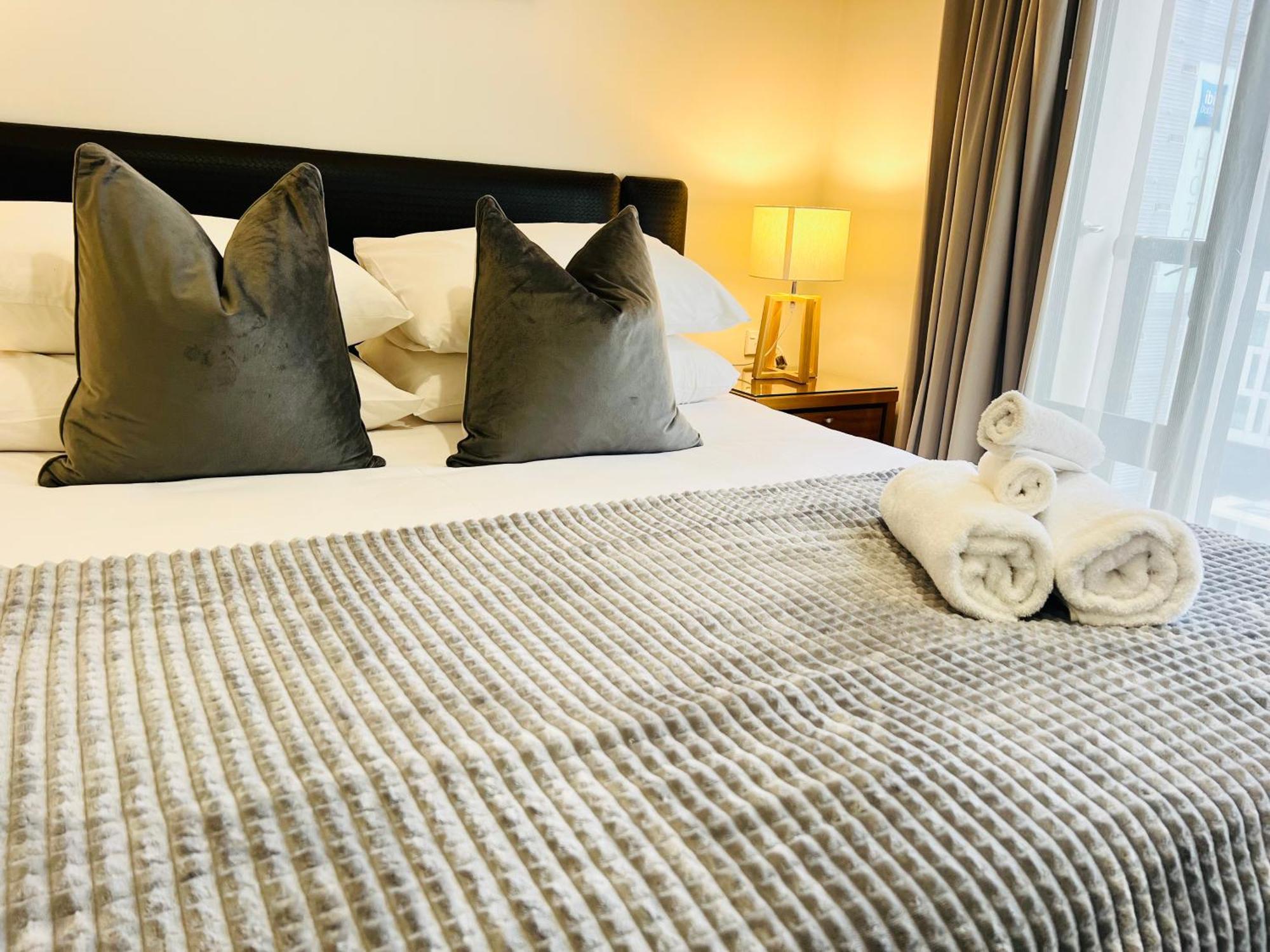 Highrise Studio Apartment W/ Ac, Pool & Gym In Auckland Cbd Luaran gambar