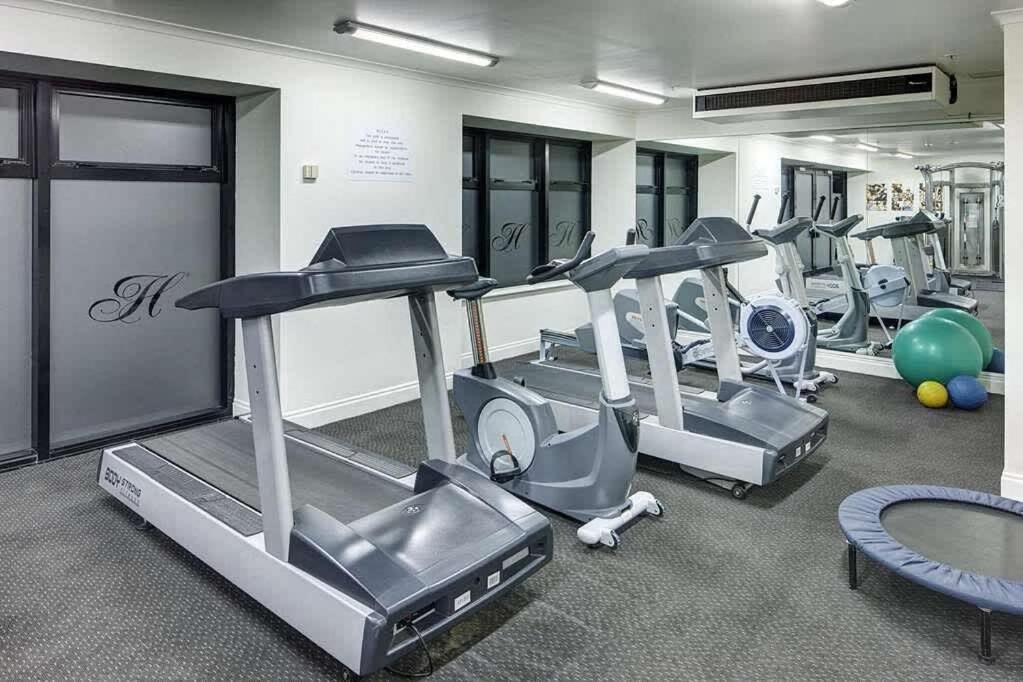 Highrise Studio Apartment W/ Ac, Pool & Gym In Auckland Cbd Luaran gambar