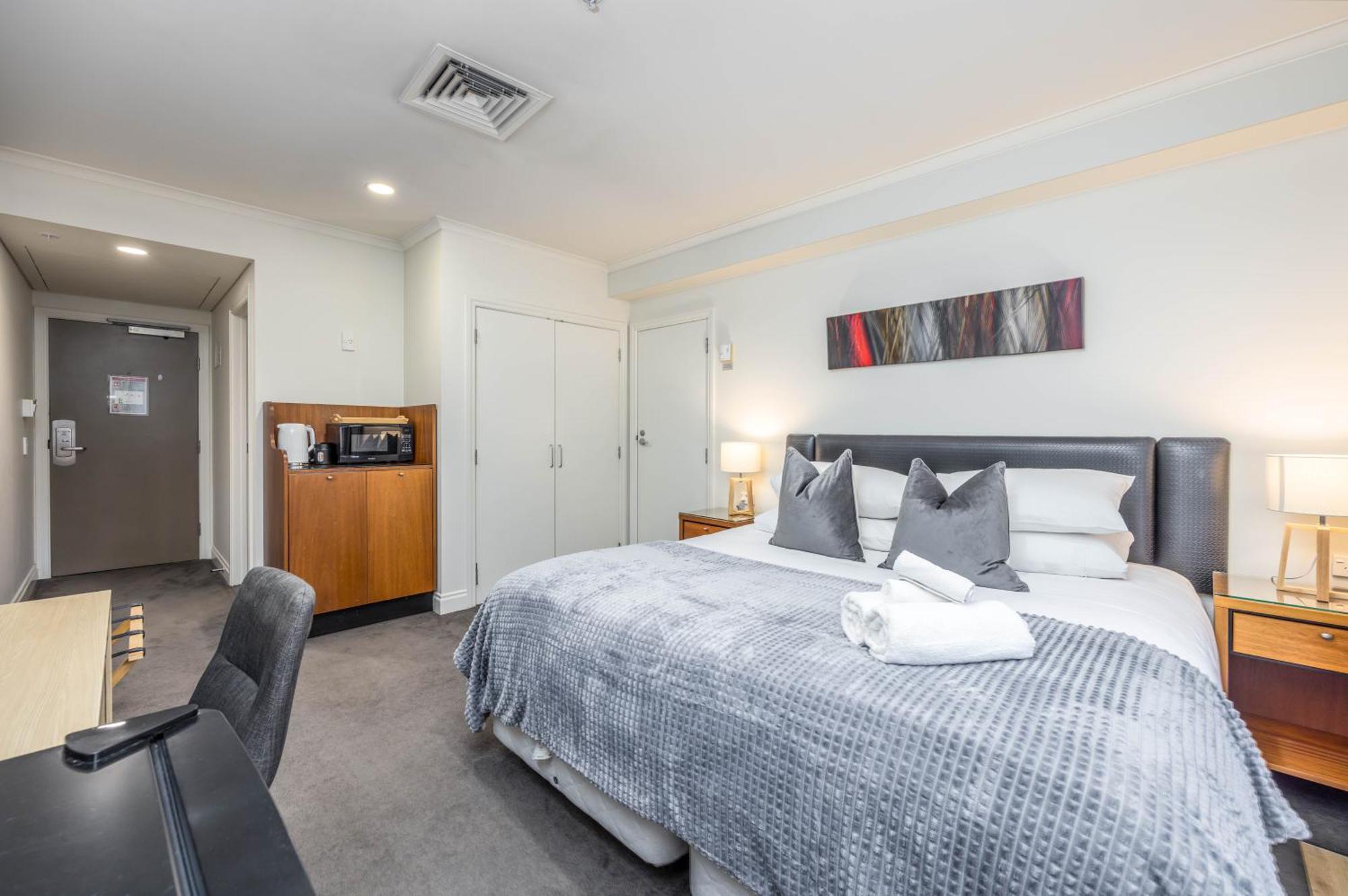 Highrise Studio Apartment W/ Ac, Pool & Gym In Auckland Cbd Luaran gambar